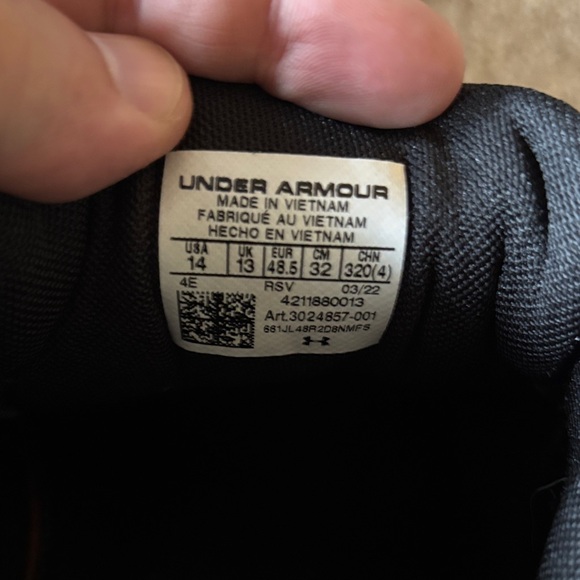 Under Armour Men's Black and White Athletic Shoes - Picture 5 of 8